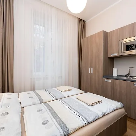 Manesova Astra Apartamento *